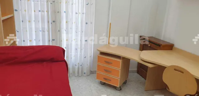 VIVIENDA DE 180 M2 EN LA PLAZA OESTE — 10