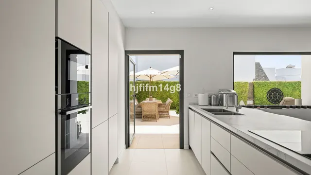 Chalet 5 habitaciones 250m² en venta - Marbella — 11