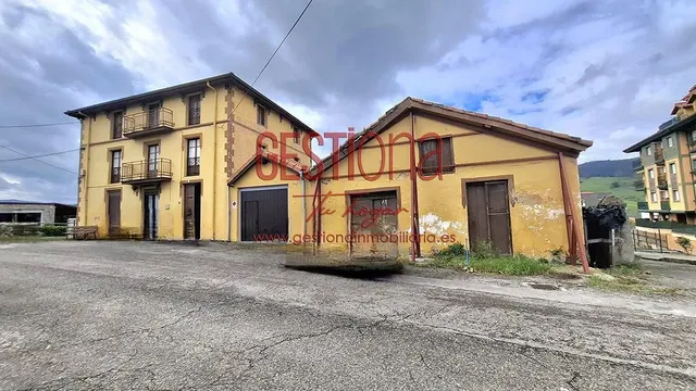 MAJESTUOSA VIVIENDA EN BERANGA.
