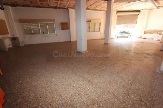Local comercial 200m² en venta - CENTRO