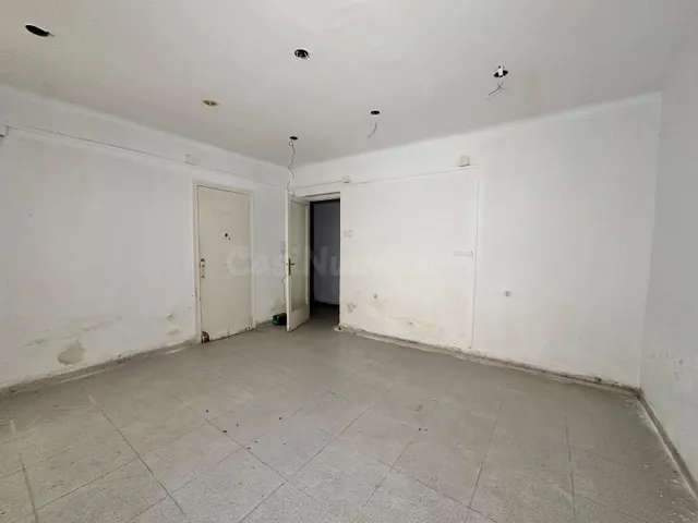 SE VENDE PISO EN CAMBRILS, ZONA PORT - foto 3