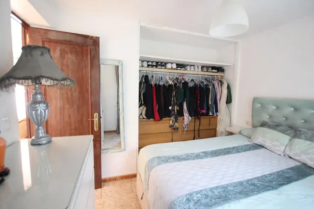 Piso con patio en zona la serrana — 12