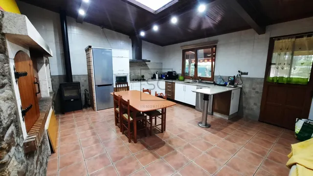 Chalet adosado con finca en Neda — 6