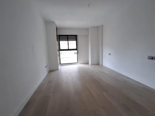 SE ALQUILA PRECIOSA Y REFORMADA VIVIENDA DE 4 DORMITORIOS - PASEO DE SOTO ALICANTE — 23