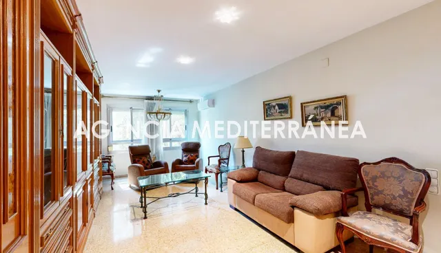 Piso en venta en Valencia, en calle Alboraya, CON GARAJE! - foto 2
