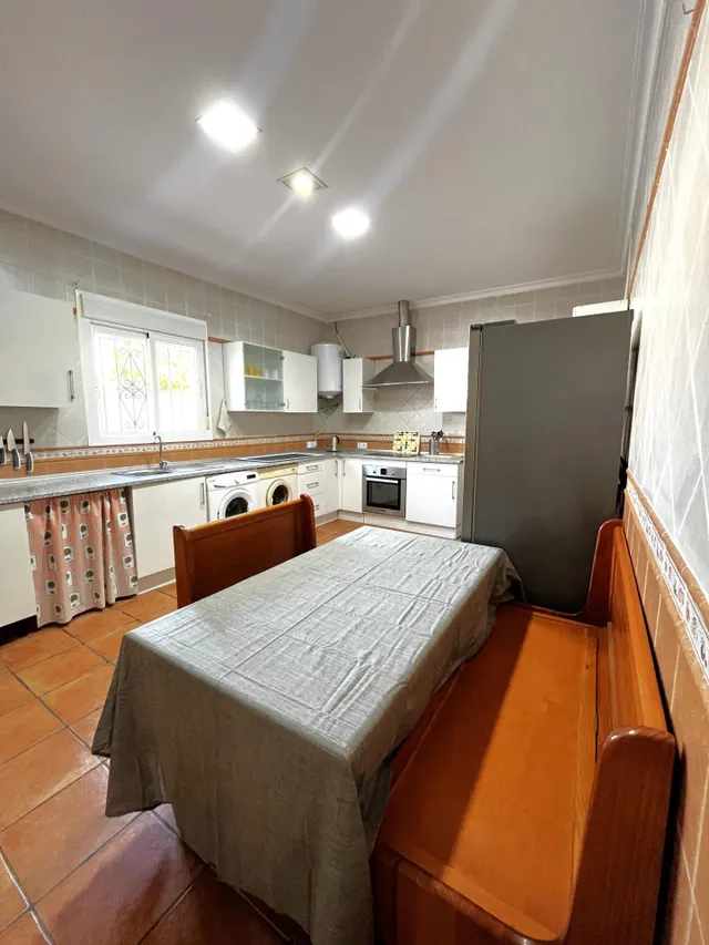 2 CHALETS EN LA ZONA DE EL FLORIN — 25