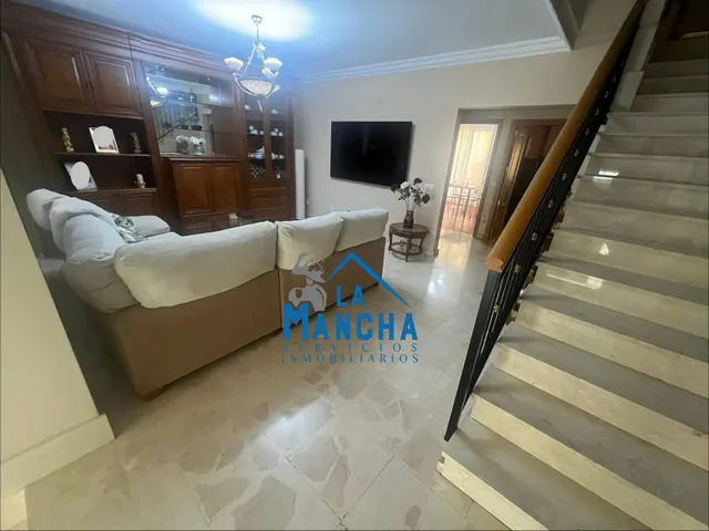 *235.000€* INMOBILIARIA LA MANCHA VENDE ADOSADO EN HELLIN-ALBACETE — 13
