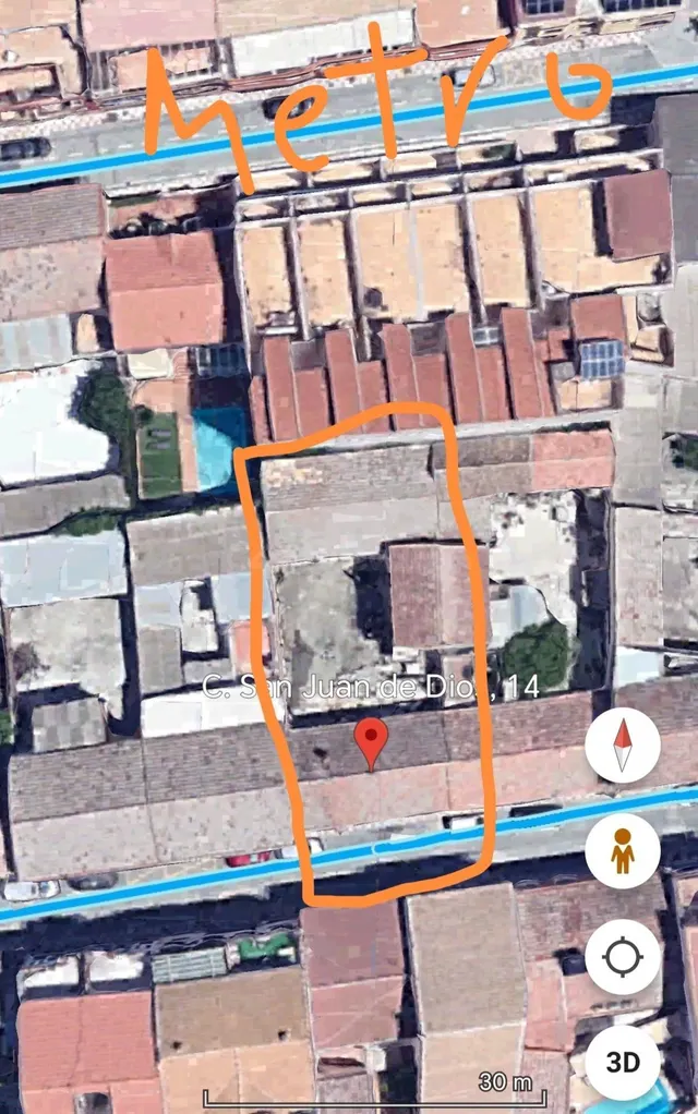 SOLAR URBANO EN EL CENTRO DE CHURRIANA DE LA VEGA - foto 2