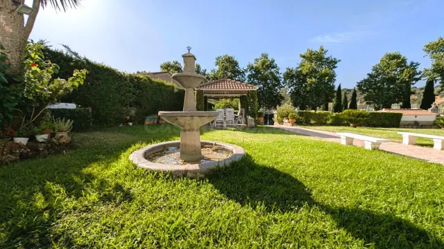 Exclusiva vivienda de planta baja en la prestigiosa Urbanización R-66 con 1.000 m2 de parcela y espectacular piscina privada — 9