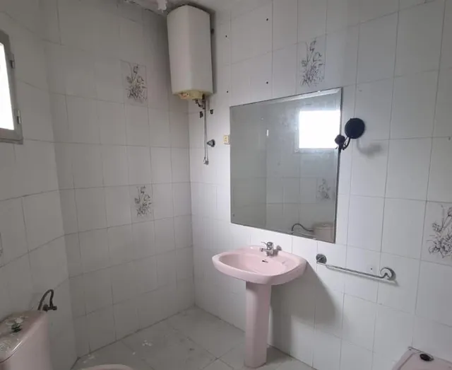 Casa independiente de 4 dormitorios con amplio patio en San García – Algeciras | Sin comisión — 10
