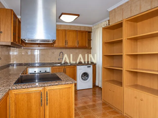 PISO EN VENTA EN LA ZONA DEL ENSANCHE EN VALENCIA CON DOS TERRAZAS Y GARAJE OPCIONAL. — 9