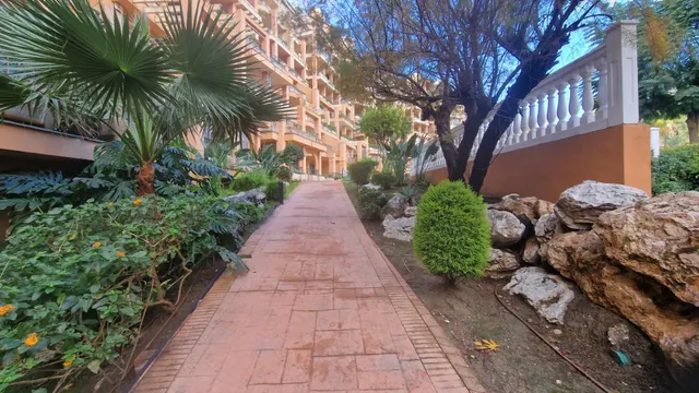 EL PLACER EXCLUSIVO DE VIVIR EN UN ATICO — 35