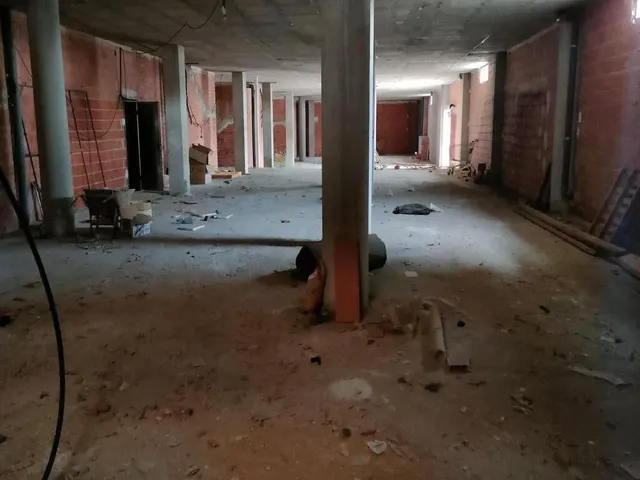 Local comercial — 2