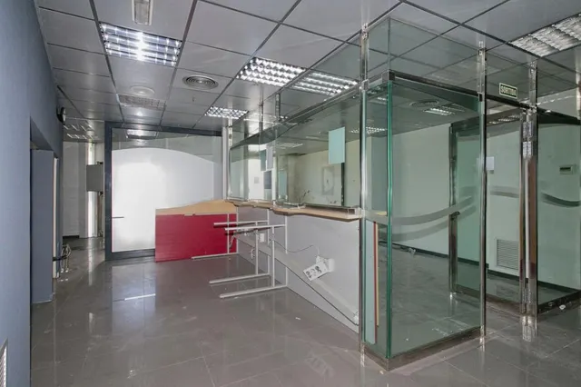Local comercial 314m² en venta - Cataluña — 14
