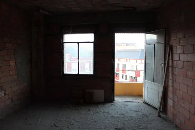 EDIFICIO PARA REFORMAR EN CACABELOS — 4