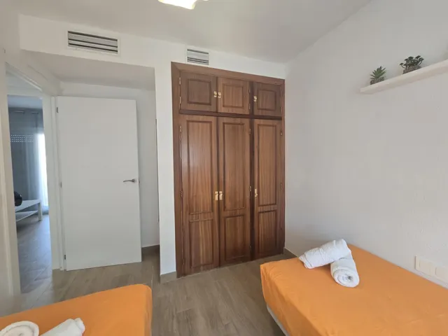 Alquiler de larga temporada en carihuela — 9