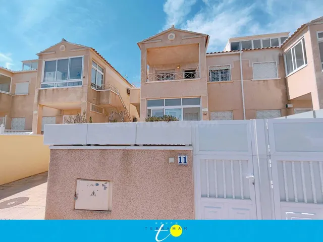 MAGNIFICO BUNGALOW DE PLANTA ALTA CON PISCINA COMUNITARIA, I - foto 5