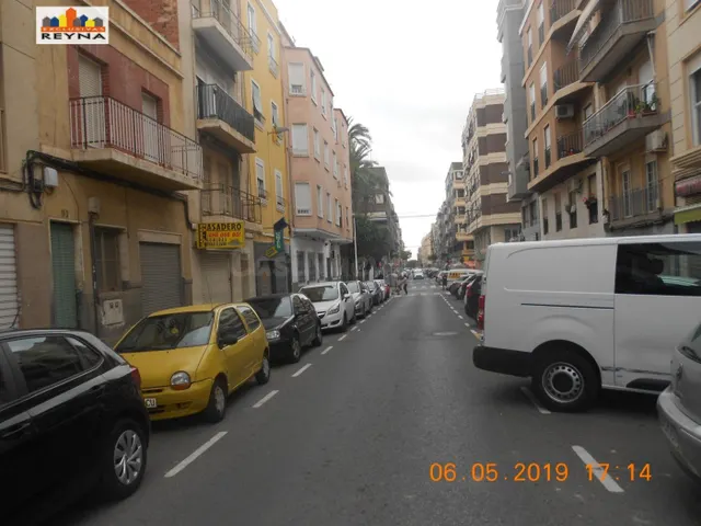 SE VENDE SOLAR EN ZONA PLAZA DE CREVILLENTE - foto 3