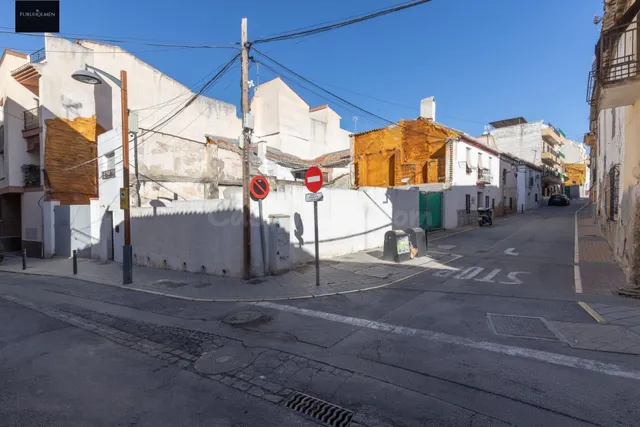 Parcela en Venta con Alto Potencial de Edificación en Peligr