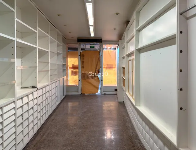 🏢 EDIFICIO CON LOCAL COMERCIAL EN VENTA EN EL CENTRO DE LLEI - foto 2
