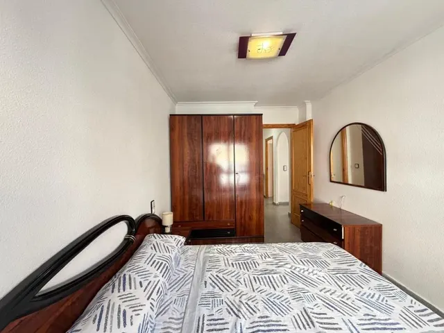 Apartamento 2 habitaciones 84m² en venta - Estacion de autobuses — 29