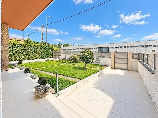 Chalet 4 habitaciones 268m² en venta - Aves — 28