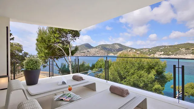 Villa Moderna + Casa de Invitados con ACCESO DIRECTO al Mar y impresionantes vistas al mar en CAMP DE MAR — 9