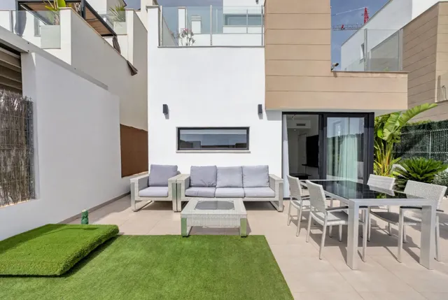 Villa 3 habitaciones 178m² en venta - Urbanizaciones — 7