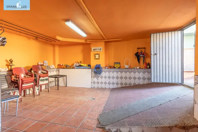 Casa independiente a 5 minutos de Granada en buen estado para entrar a vivir — 6