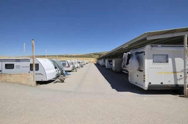 Parking de Caravanas — 14