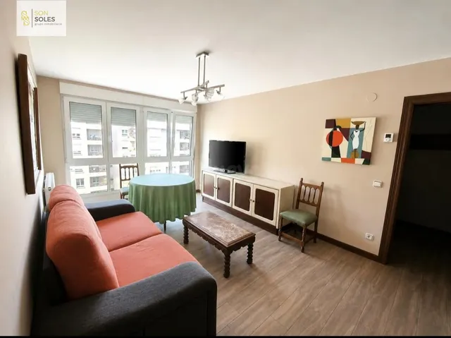 ESTUPENDA VIVIENDA JUNTO A LAS UNIVERSIDADES Y LAS PLAYAS DE - foto 2