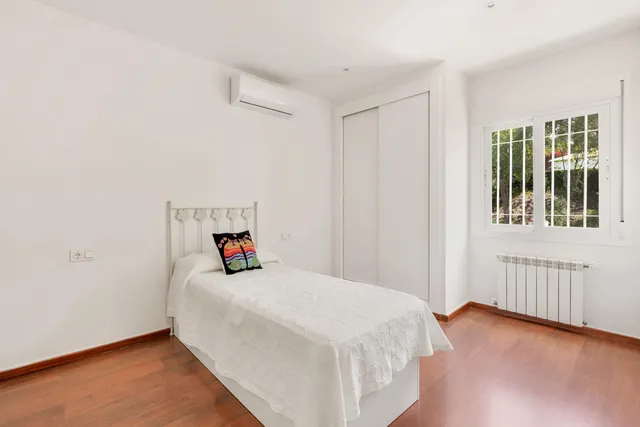 Chalet 4 habitaciones 380m² en venta - Riviera del sol — 28