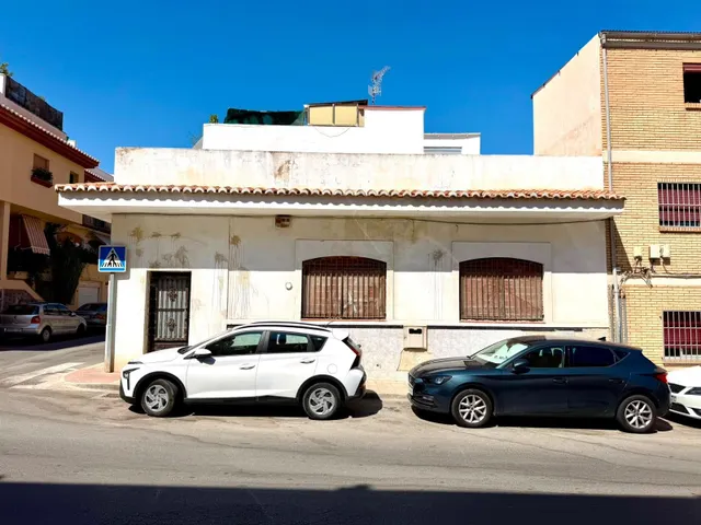 Negocio en Motril: Local comercial de 78m2 con potencial inv - foto 3