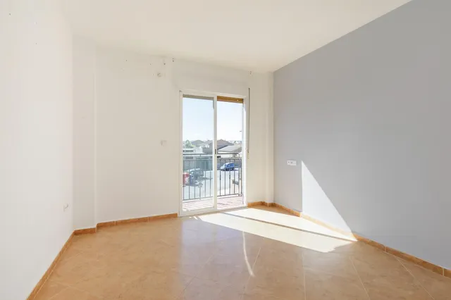 ¡Casa pareada con patio privado en Cijuela! Granada — 12