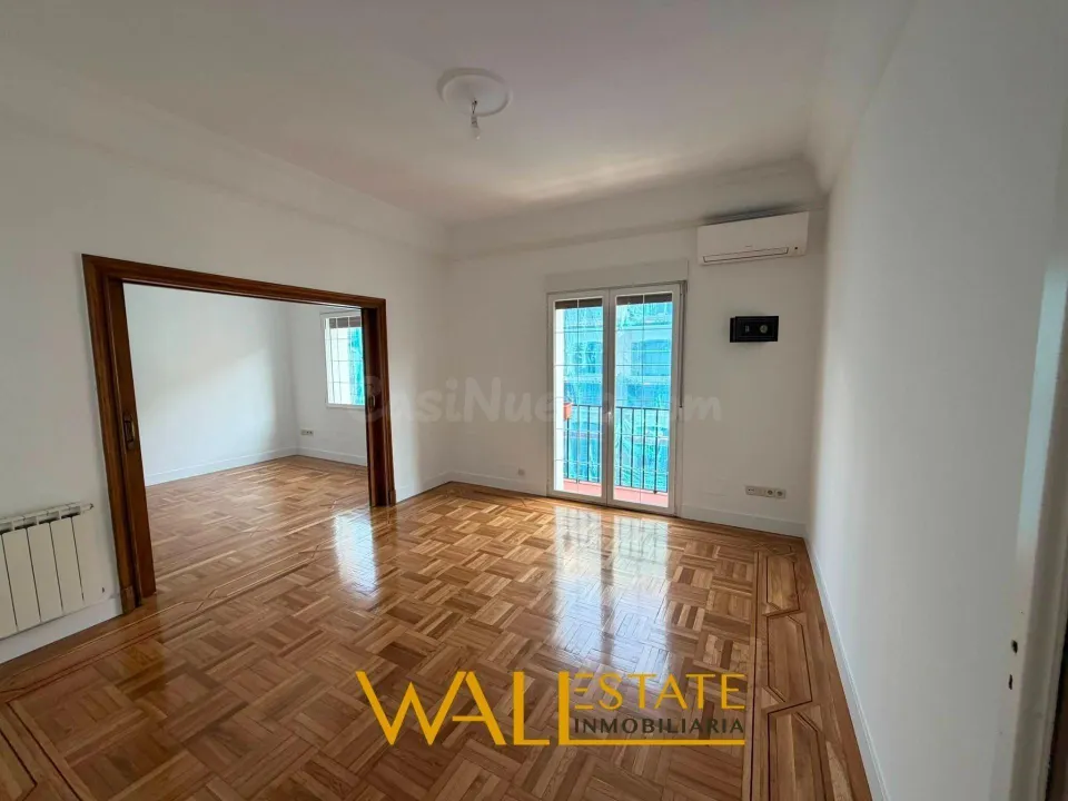 Espectacular piso de 3 dormitorios con balcón en pleno centro