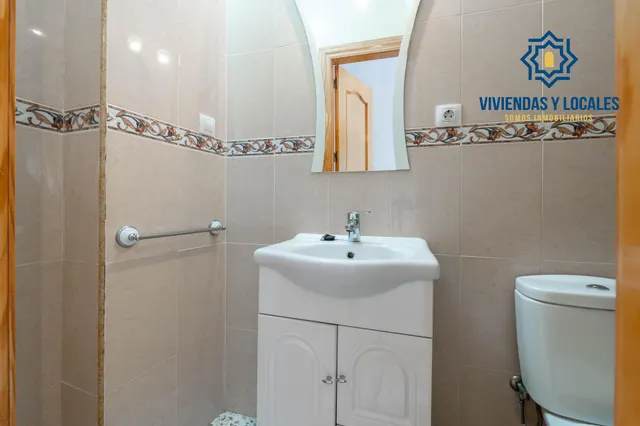 Encantadora casa en El Fargue, Granada. — 18