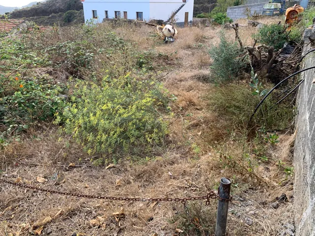 Casa con terreno y muchas posibilidades en El Hoyo del Barrio, El Hierro — 19