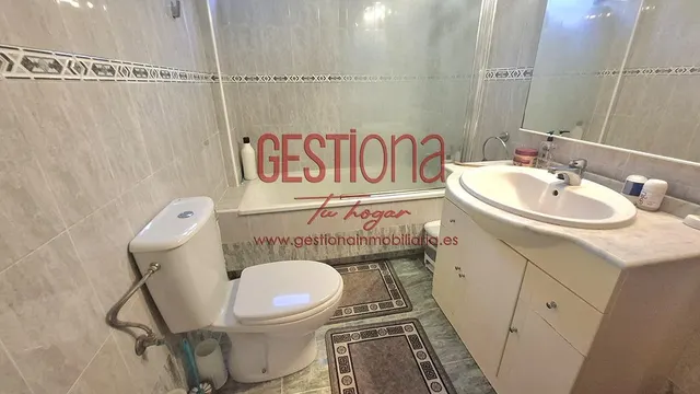 AMPLIO BAJO DE 3 habitaciones, CON TERRAZA JARDÍN A ESCASOS METROS DE LA PLAYA. ORIÑON — 27