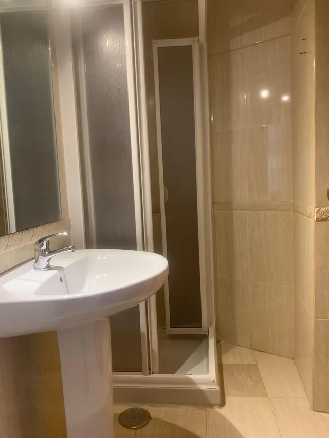 Piso reformado en barrio naranjo — 8