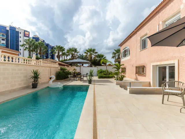 Casa 3 habitaciones 216m² en venta - Punta Prima - foto 5
