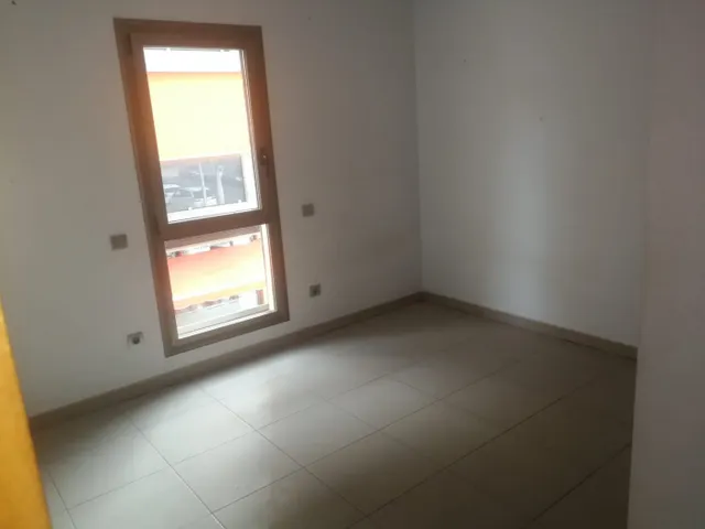 Alcala Piso 2 habitaciones,,  garaje, trastero mucha accesibilidad  a 200 metros del mar — 5