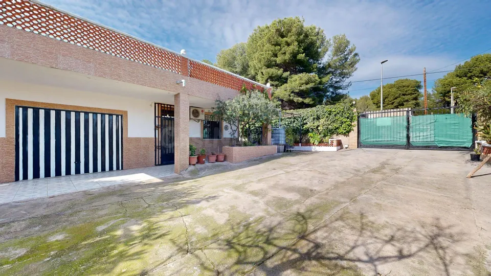 CHALET URBANO EN L ALCORA CASTELLÓN