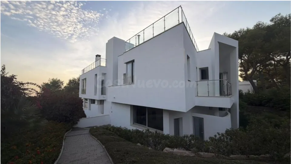 Villa 4 habitaciones en venta - Las Lomas de Río Verde