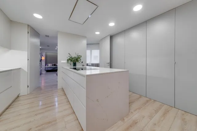 EXCLUSIVA VIVIENDA DE 250M2 EN DOS PLANTAS, CENTRICA Y A 200M DE LA PLAYA DEL CURA — 22