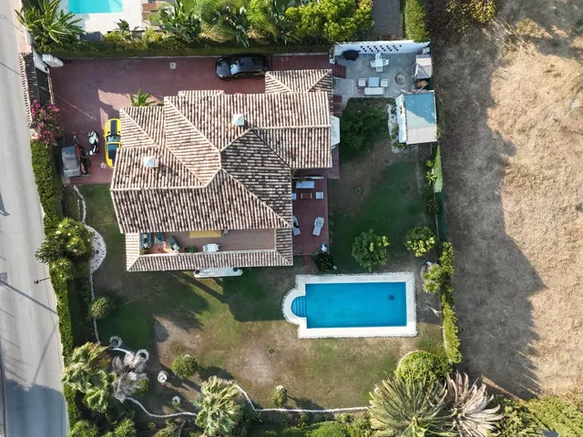 Chalet 7 habitaciones 623m² en venta - Marbella — 38
