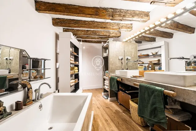 Exclusivo loft de diseño con piscina privada en Poble Sec — 18