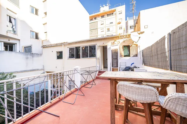 Casa con enorme potencial en Foners — 21