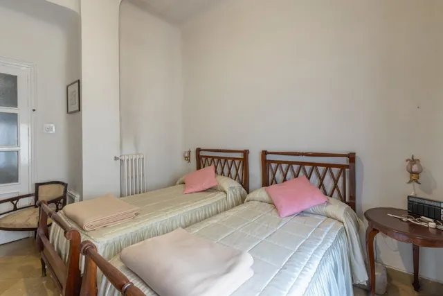 EXCLUSIVA VIVIENDA SEÑORIAL EN ANGEL GANIVET, EN PLENO CORAZON DE GRANADA — 30