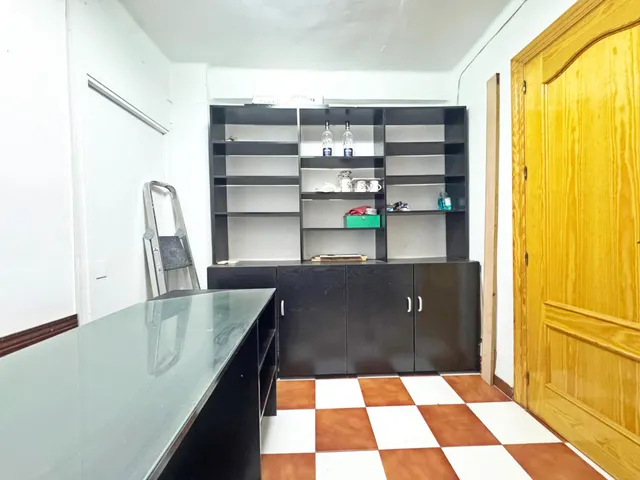 Piso de 3 dormitorios con vistas despejadas a 2 minutos del tren en Nuevo San Andrés. — 28