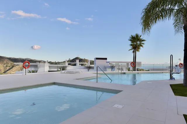 Apartamento 3 habitaciones 153m² en venta - Ojen pueblo — 35